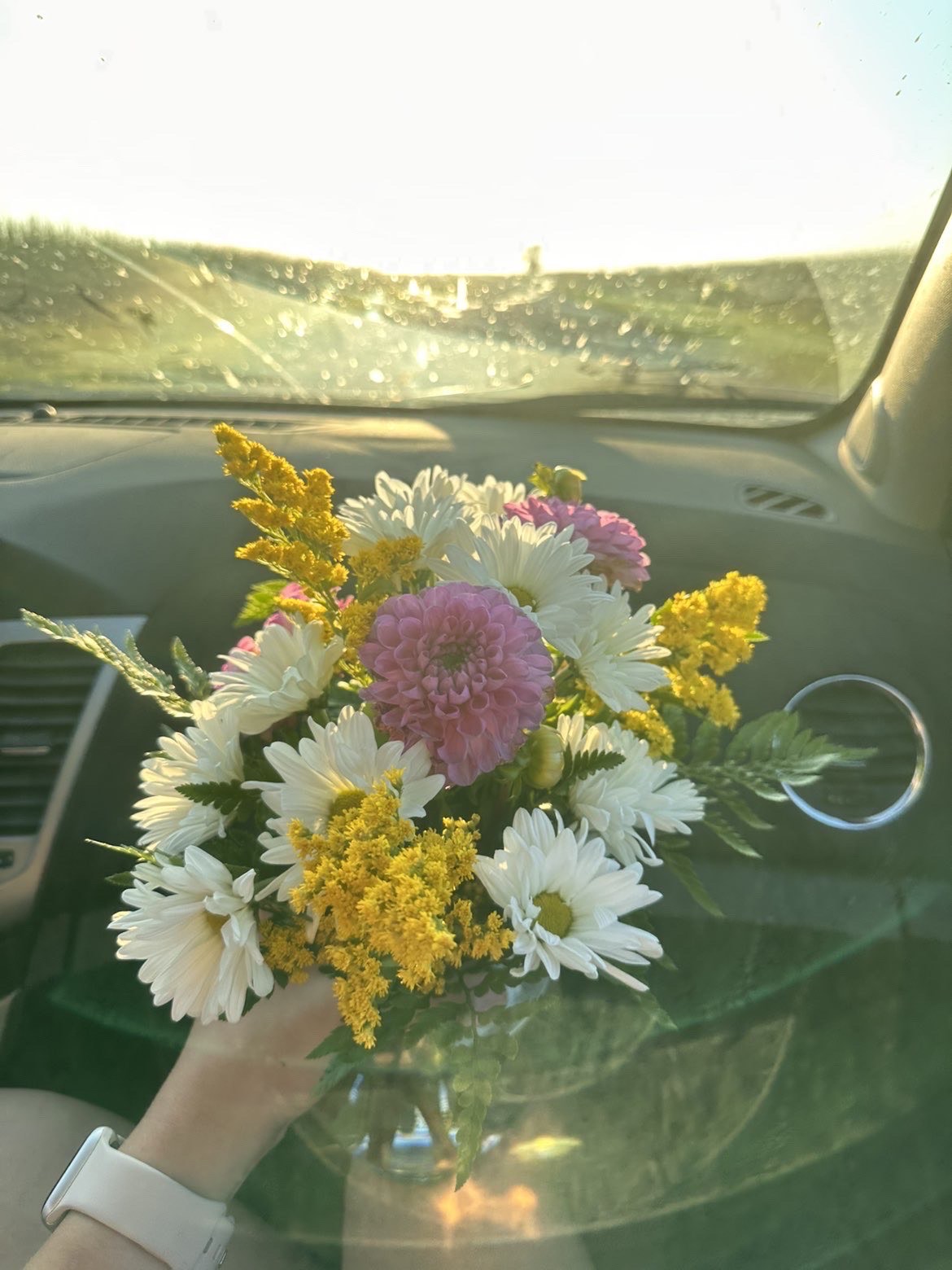 Daily Soft Bloom Just-Because Bouquet